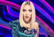 «Цунами»: Полякова показала фото в обнимку с подружкой