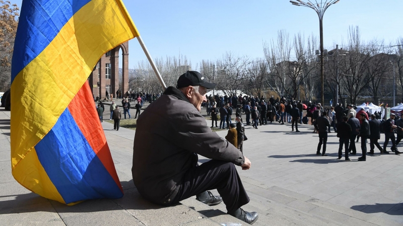 Противники Пашиняна завершают митинг в Ереване