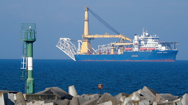 «Академик Черский» начал движение по маршруту «Северного потока — 2»