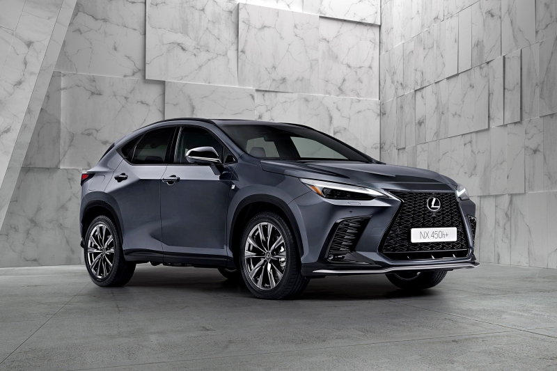 Новый Lexus NX: постоянный полный привод и plug-in гибридная версия